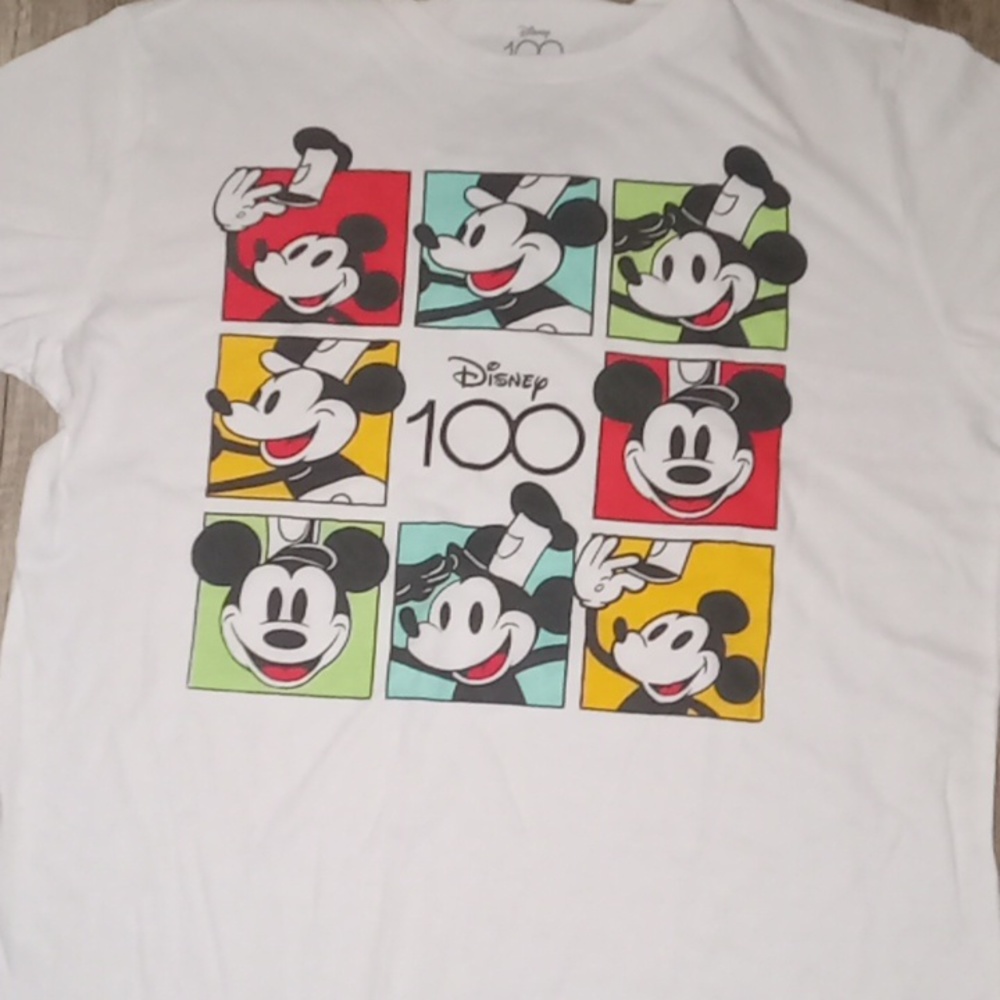 White XL Mikey mouse T-shirt
